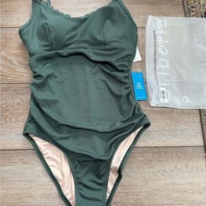 Cupshe Green One-Piece Swimsuit